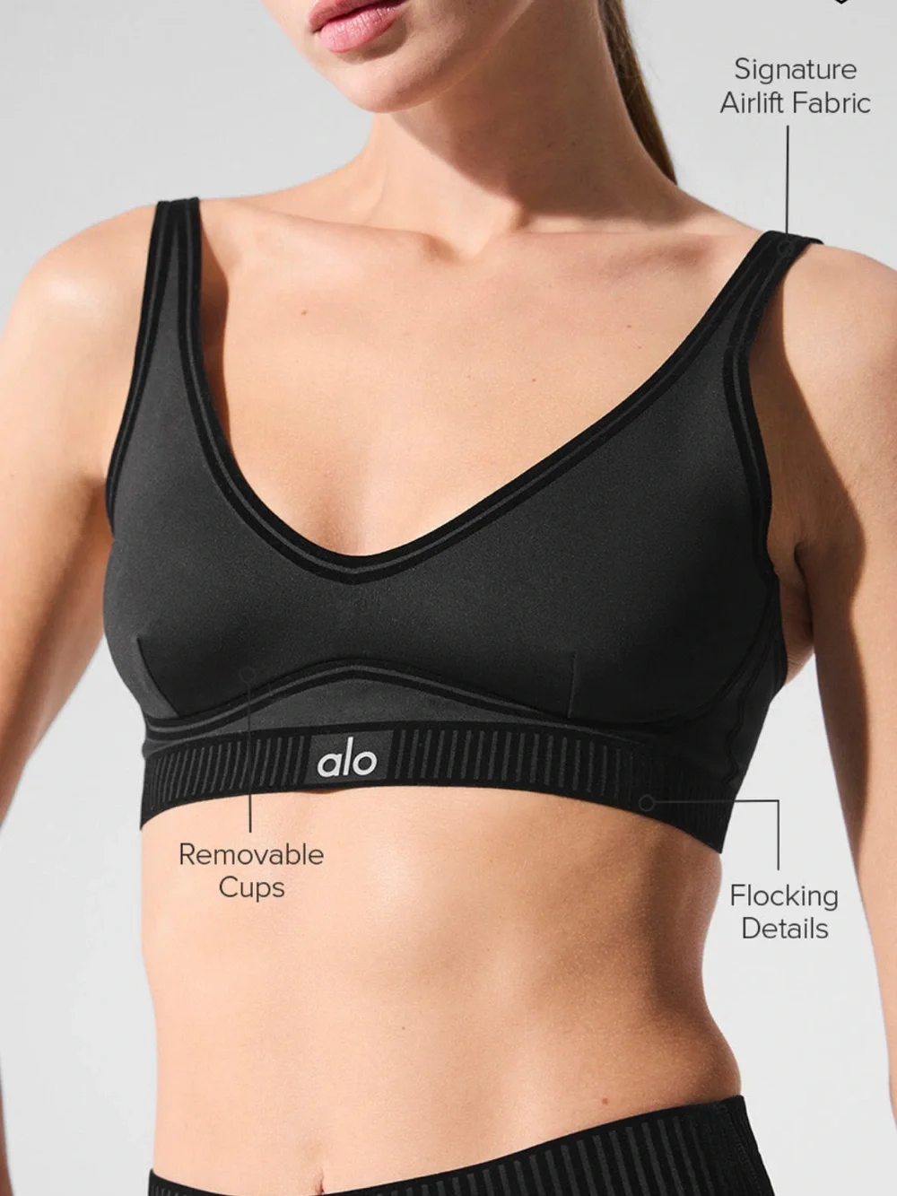ALO Airlift Line Up Bra, Black, size S